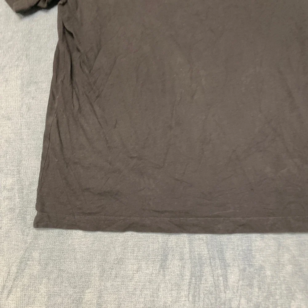 The North Face T Shirt Mens Medium Black Graphic Print Short Sleeve Pullover